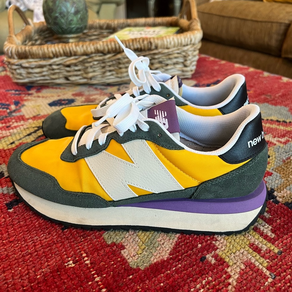 New Balance Size 9.5